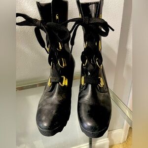 Timberland Platform combat boots. Size 8 1/2